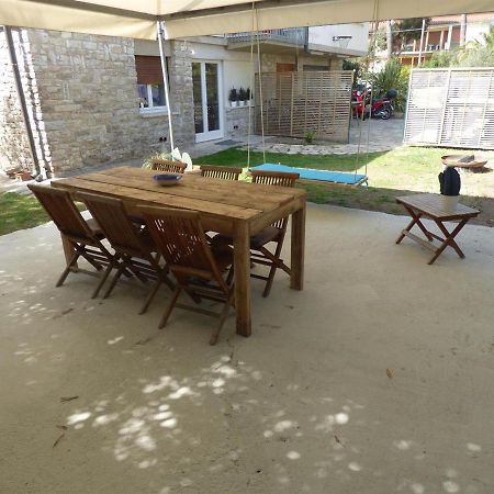 Tundra 1 Apartment Tirrenia Luaran gambar